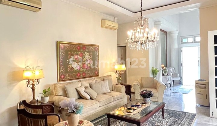 Rumah Klasik Mewah 5+2Kt 509M2 Kawasan Elit Pondok Indah bisa KPR Rumah Klasik Mewah 5+2Kt 509M2 Kawasan Elit Pondok Indah bisa KPR