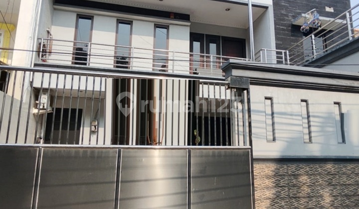 House 12x25 4 Bedrooms, Citra Garden Housing, Kalideres, West Jakarta