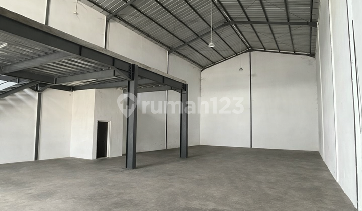 Gudang The Aiport City Tangerang 300M2 Ada Mezzanine dan Office Siap Pakai