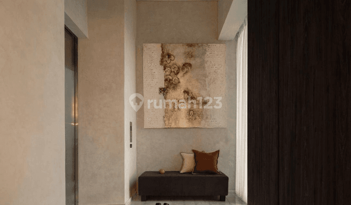 Apartemen Mewah Saumata Suites Private Lift 3+1 167m Full Furnish 2