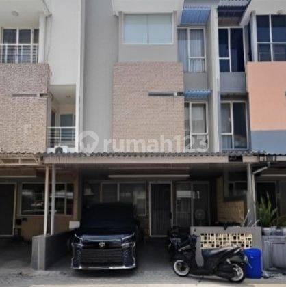 Rumah Grand Puri Grisenda 3Lt 6x16,5 99m 3+1KT Kapuk Bisa Kpr 1