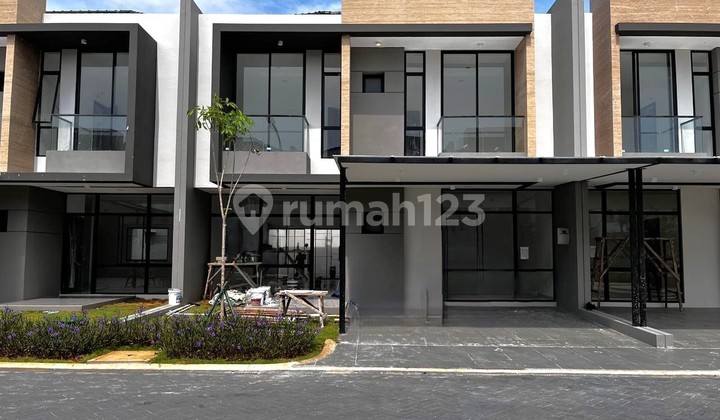 Rumah Modern 10X20 4+1Kt Siap Huni di Villa Pasir Putih Pik 2 1