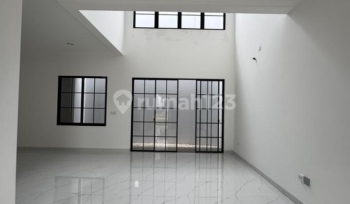 Rumah Villa Pasir Putih Pik 2 4+1Kt Type Oakwood PPJB Siap Huni 2