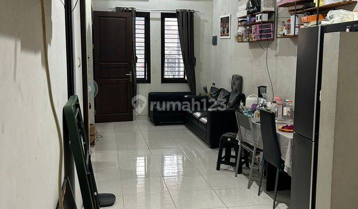 Rumah 1,5Lt 6x15 3KT SHM Semi Furnish Cengkir Barat Kelapa Gading 2