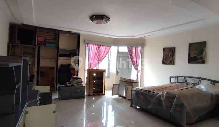 Price Drop: Sunter Danau Indah Corner House in a Serene Location