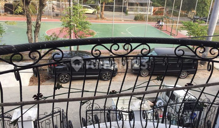 Jual Rumah Sunter Paradise SHM 2 Lantai depan taman