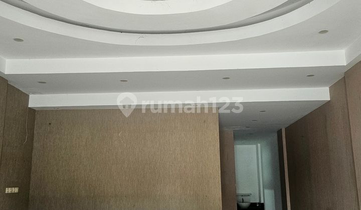 For Rent: Shops in Puri Mutiara For Rent: Shops in Puri Mutiara