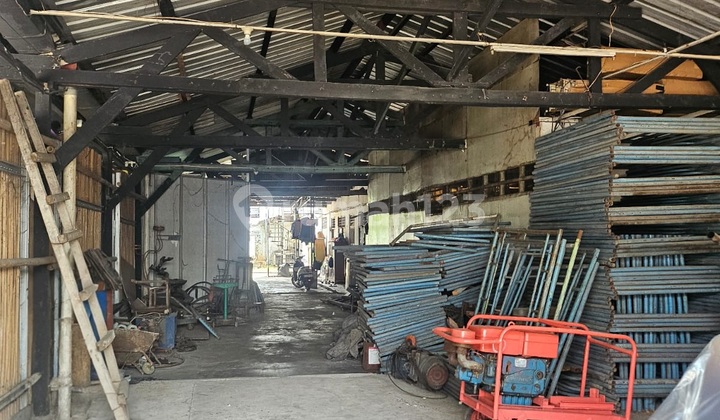 Rarely Available Quick Sale Warehouse in Sumur Batu Raya Rarely Available Quick Sale Warehouse in Sumur Batu Raya
