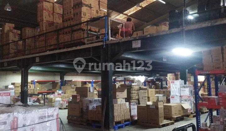 For Rent Warehouse Area Sunter Strategic Main Road 1500.0 m² For Rent Warehouse Area Sunter Strategic Main Road 1500.0 m²