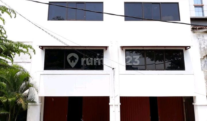 Selling Attached Shophouses in Ancol, suitable for Offices. 1