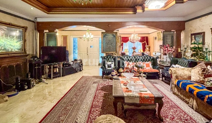 RUMAH MEWAH di PATTIMURA, KEBAYORAN BARU