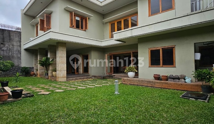 RUMAH LUAS SEMI FURNISH at Jl MAS PUTIH, PERMATA HIJAU