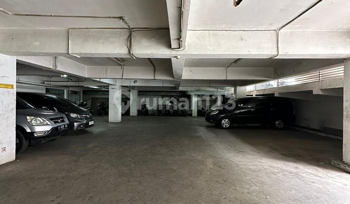 GEDUNG KOMERSIAL STRATEGIS di Jl WOLTER MONGINSIDI, KEBAYORAN BARU GEDUNG KOMERSIAL STRATEGIS di Jl WOLTER MONGINSIDI, KEBAYORAN BARU