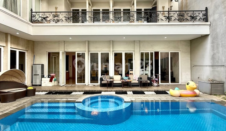 Rumah Menarik di Patal Senayan, Senayan, Jaksel