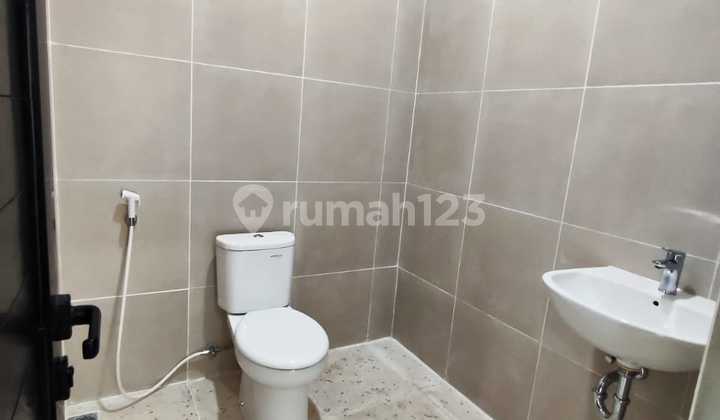 Warehouse for Rent, Land Area 770 m², Building Area 660 m², Bojong Kamal, Legok District, Tangerang Regency Warehouse for Rent, Land Area 770 m², Building Area 660 m², Bojong Kamal, Legok District, Tangerang Regency