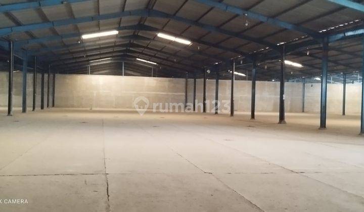 Disewakan  Gudang 1500 m² di Daan mogot 1