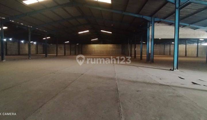 Disewakan  Gudang 1500 m² di Daan mogot 2