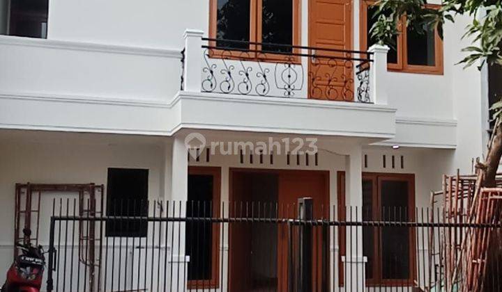 Dijual Rumah 2 Lantai SHM di Banjar wijaya 1