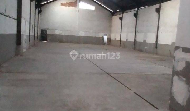 Disewakan Gudang 550 m Bagus di jurumudi baru 1