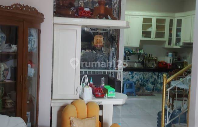 Dijual Rumah 3 Lantai Bagus di Metland Puri 1