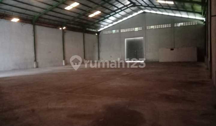 For Rent Warehouse, Land Area 1,300 M², Building Area 1,000 M², Cikupa Subdistrict, Tangerang Regency. For Rent Warehouse, Land Area 1,300 M², Building Area 1,000 M², Cikupa Subdistrict, Tangerang Regency.