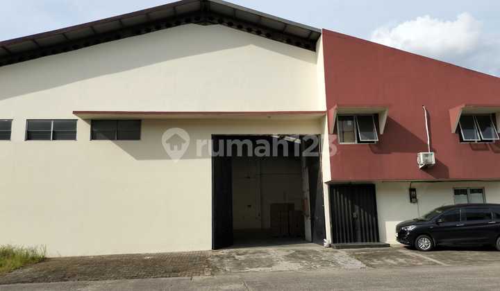 Warehouse for Rent, Land Area 870 m², Building Area 800 m², Jatake, Jati Uwung District, Tangerang City