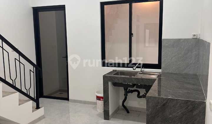 Dijual Rumah 3 Lt, LT 67,2 M² (3.5x19.2), Tanjung Duren, Grofol Petamburan, Jakarta Barat