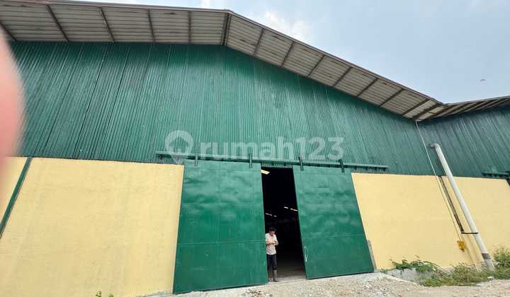 For Rent Warehouse Land Area 9,340 M², Building Area 5,980 M², Jati Uwung District, Tangerang City