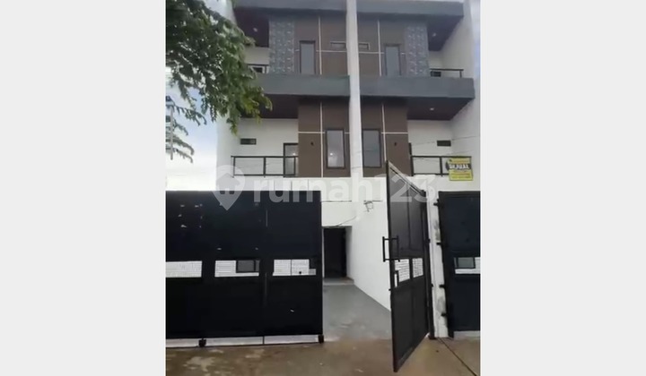 Dijual Rumah Baru SHM 3 Lantai, LT 100 M², LB 135 M², Meruya Selatan, Kembangan, Jakarta Barat Dijual Rumah Baru SHM 3 Lantai, LT 100 M², LB 135 M², Meruya Selatan, Kembangan, Jakarta Barat