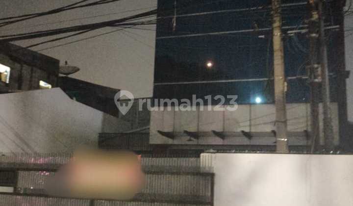 For Rent 3-Story Shop House, Land Area 400 M², Building Area 510 M², Tegal Alur, Kalideres District, West Jakarta 1