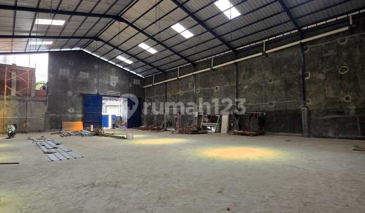 For Rent Warehouse LT 800 M², LB 600 M², Kav Dpr, Cipondoh, Tangerang City
