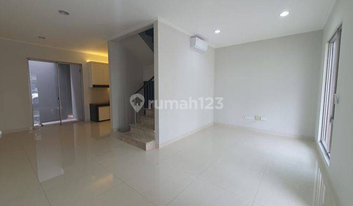 Rumah Baru 2 Lantai di Golf Island Semi Furnished 2