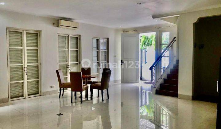 TOWNHOUSE KEMANG BARAT MINIMALIS PRIVATE POOL ,BEBAS BANJIR  1