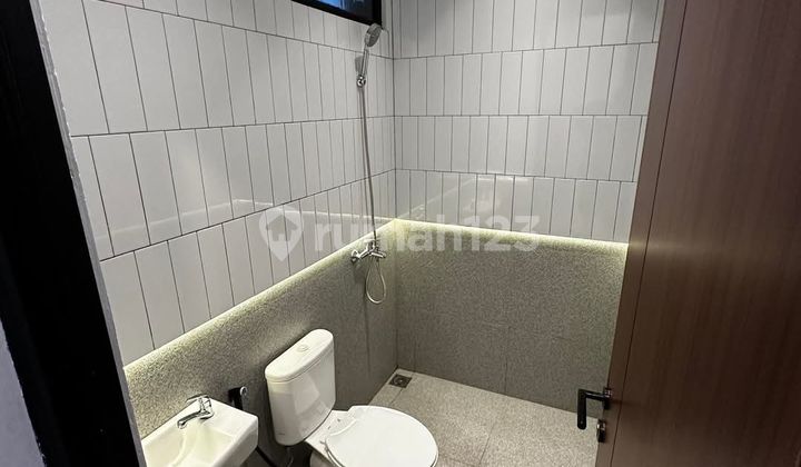Rumah Minimalis Kopo 2 Lantai Bagus  1