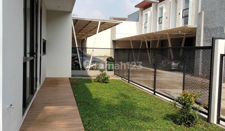 Rumah bagus 2 lantai dekat dengan terminal leuwi panjang  2