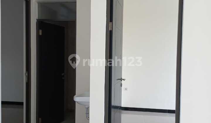 Rumah Baru Kopo 2 Lantai Rumah Baru Kopo 2 Lantai