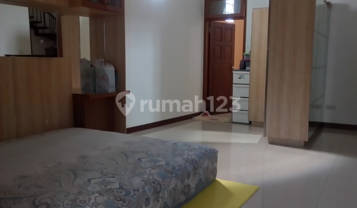 Fruit Stone 2-Story Rental House 2