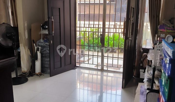 Dijual rumah 2,5 Lantai di Mutiara Taman Palem Cengkareng Jakbar 2
