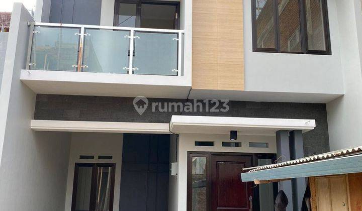 Rumah strategis 2 lantai dekat NK Cafe dan UMM 1