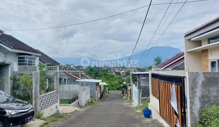 Rumah villa strategis dekat wisata dan pendidikan Malang dan Batu 2