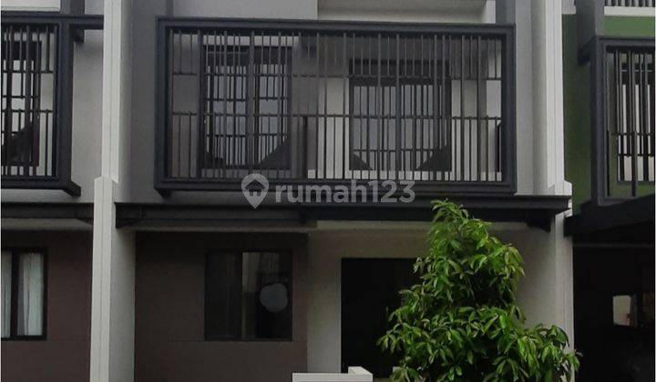 Disewakan Rumah Baru Di Cluster Leonora Summarecon Serpong 1