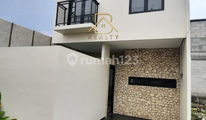 Dijual Rumah Area Sektor 3A Bintaro Tangsel dgn Kolam Renang