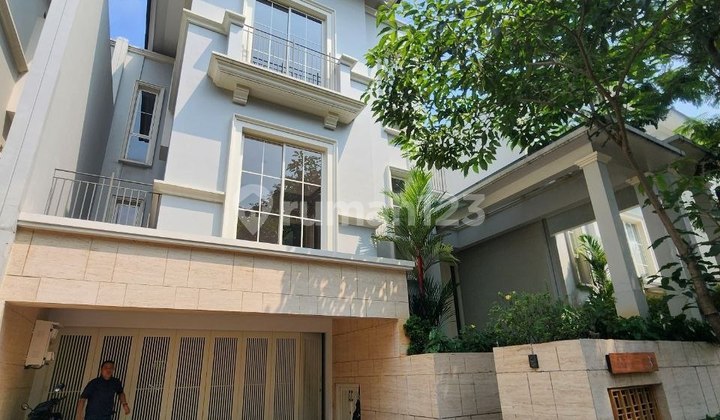 Dijual Rumah Mewah Lebak Bulus Siap Huni Lokasi Strategis