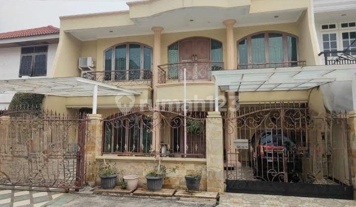 2-Story Ready-to-Live In Nice House in Janur Elok, Kelapa Gading, North Jakarta 2-Story Ready-to-Live In Nice House in Janur Elok, Kelapa Gading, North Jakarta