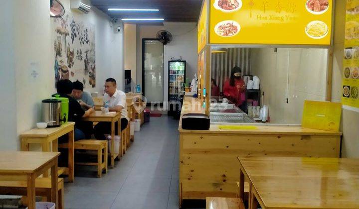 Jarang Ada Ruko Frenchwalk Moi Siap Pakai Murah di Kelapa Gading, Jakarta Utara 1