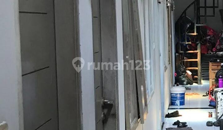 Rumah Kost 2 Lantai Terisi Penuh Di Warakas Tanjung Priok, Jakarta Timur