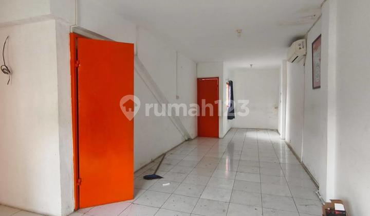 2-Unit 4-Story Ruko in Cempaka Mas Ruko Complex, Central Jakarta 2