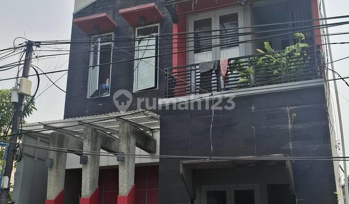 Rumah Kost 2 Lantai Terisi Penuh Di Warakas Tanjung Priok, Jakarta Timur