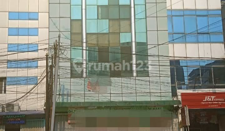Ruko 5,5 Lt siap pakai di KH Moh.Mansyur,JakPus 1