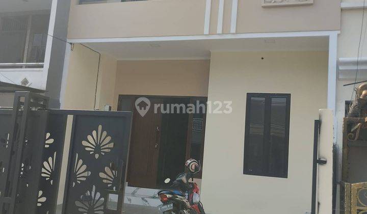 Rumah Bangunan Baru Siap Huni di Hybrida Kelapa Gading, Jakarta Utara 1